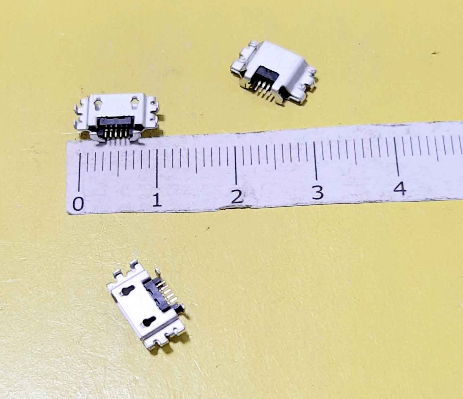 28.3. Micro usb B7-LT22,REV